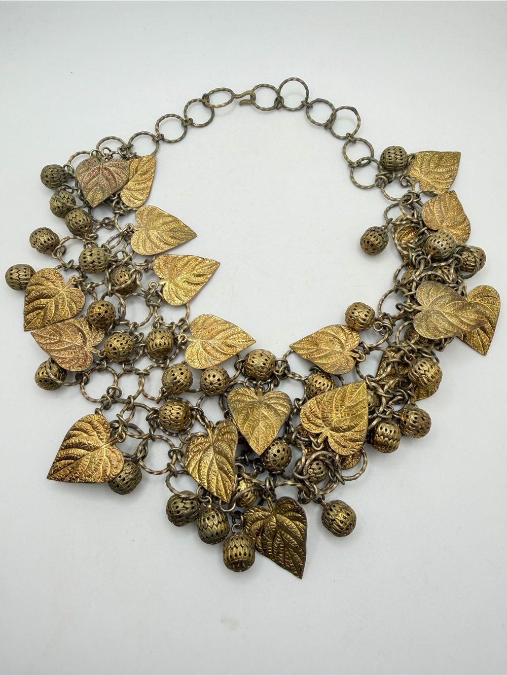 up to 15" VTG possible brass filagree leaf and ball design bib/choker necklace!
